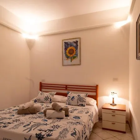 בית נופש Mediterranean House Piras *